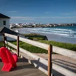 Estudios Lagido - Peniche Surf Camp Working Space & Surf Appartement