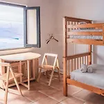 Estudios Lagido - Peniche Surf Camp Working Space & Surf Appartement