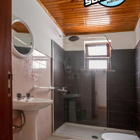 Estudios Lagido - Peniche Surf Camp Working Space & Surf פרל