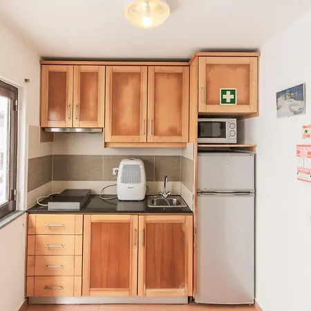 Estudios Lagido - Peniche Surf Camp Working Space & Surf Appartement *