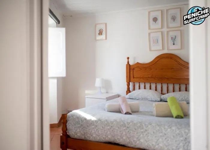 Apartment Estudios Lagido - Peniche Surf Camp Working Space & Surf