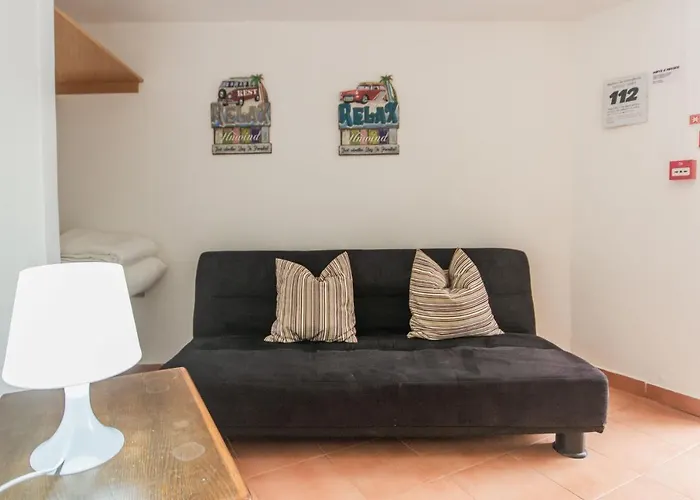 Estudios Lagido - Peniche Surf Camp Working Space & Surf *