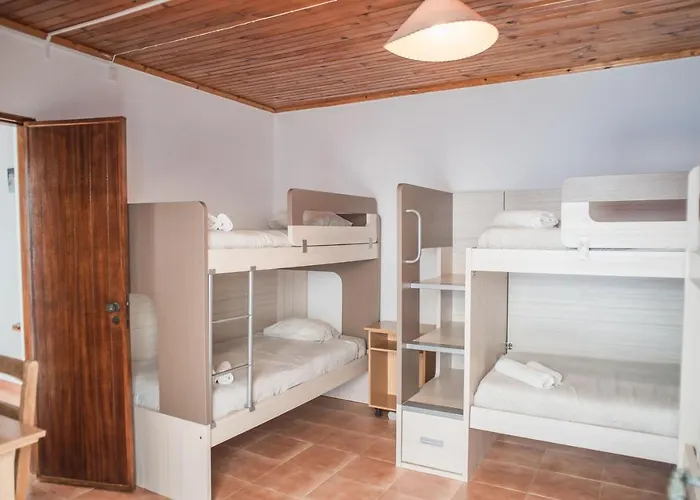 Estudios Lagido - Peniche Surf Camp Working Space & Surf Apartment