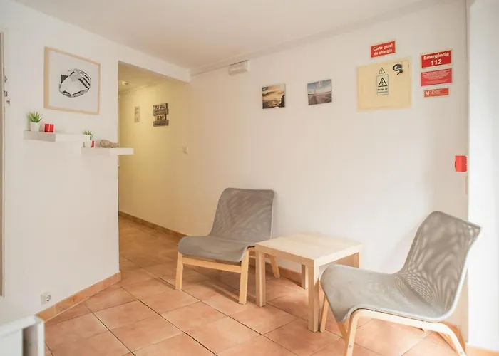 Estudios Lagido - Peniche Surf Camp Working Space & Surf Apartment Ferrel (Leiria)